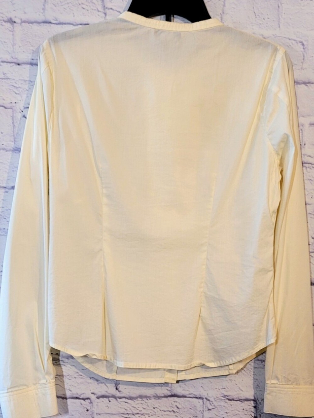 BCBGeneration Shirt Womens Size 10 Cream Pintuck Tuxedo-Style Blouse Victorian - Picture 6 of 12